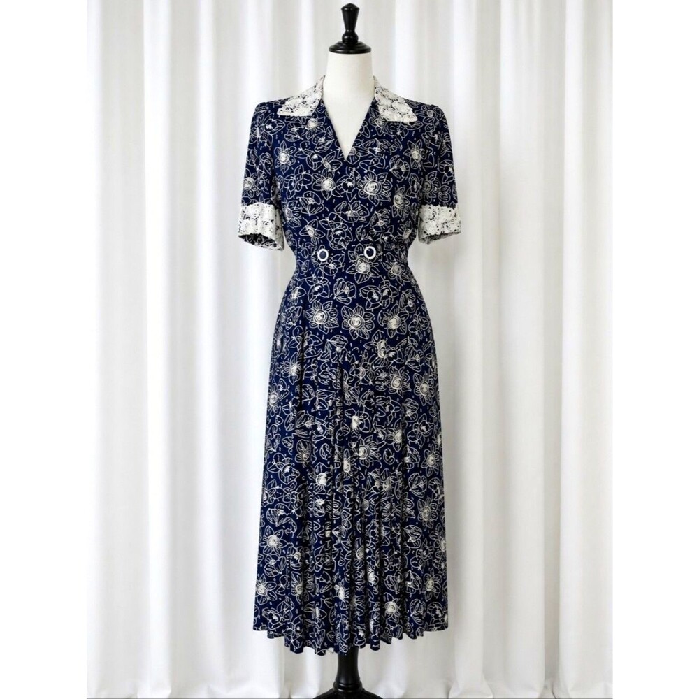 Cynthia Howie Vintage Navy Blue White Floral Lace Drop Waist Pleated Midi Dress